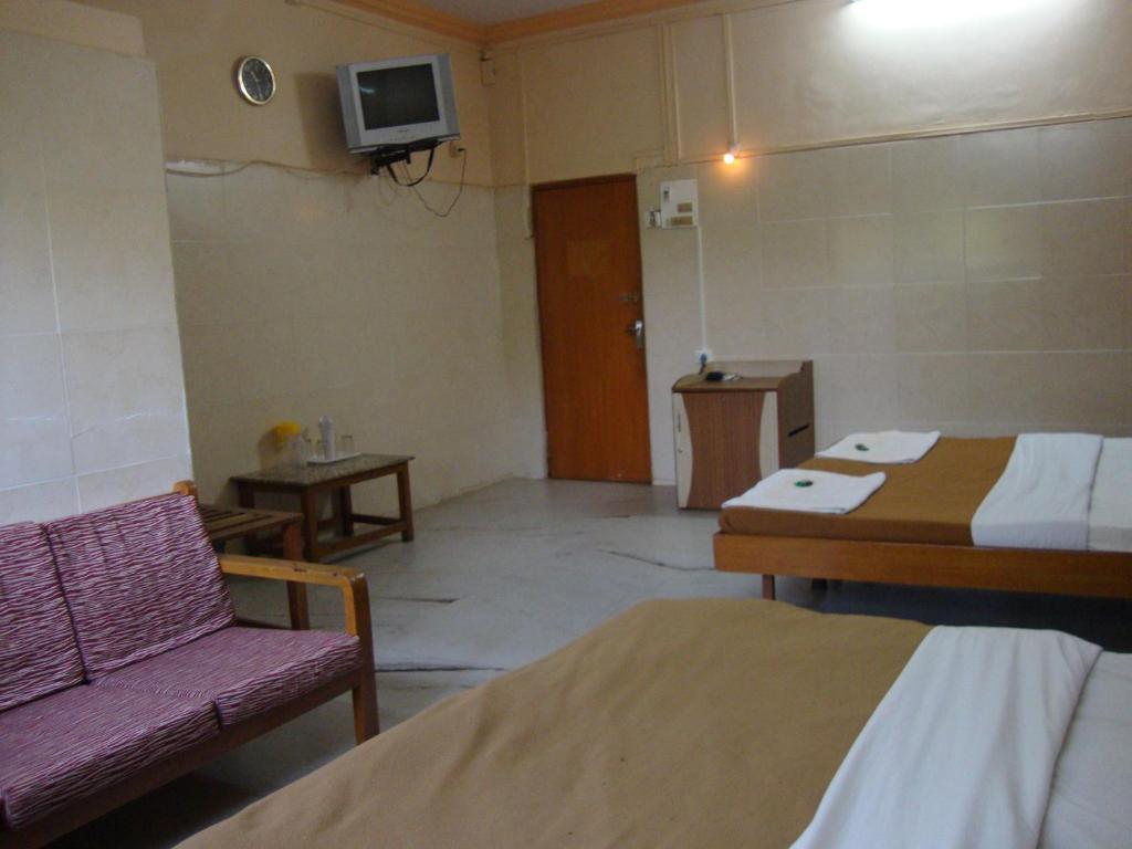 Pali Beach Resort Mālād Zimmer foto